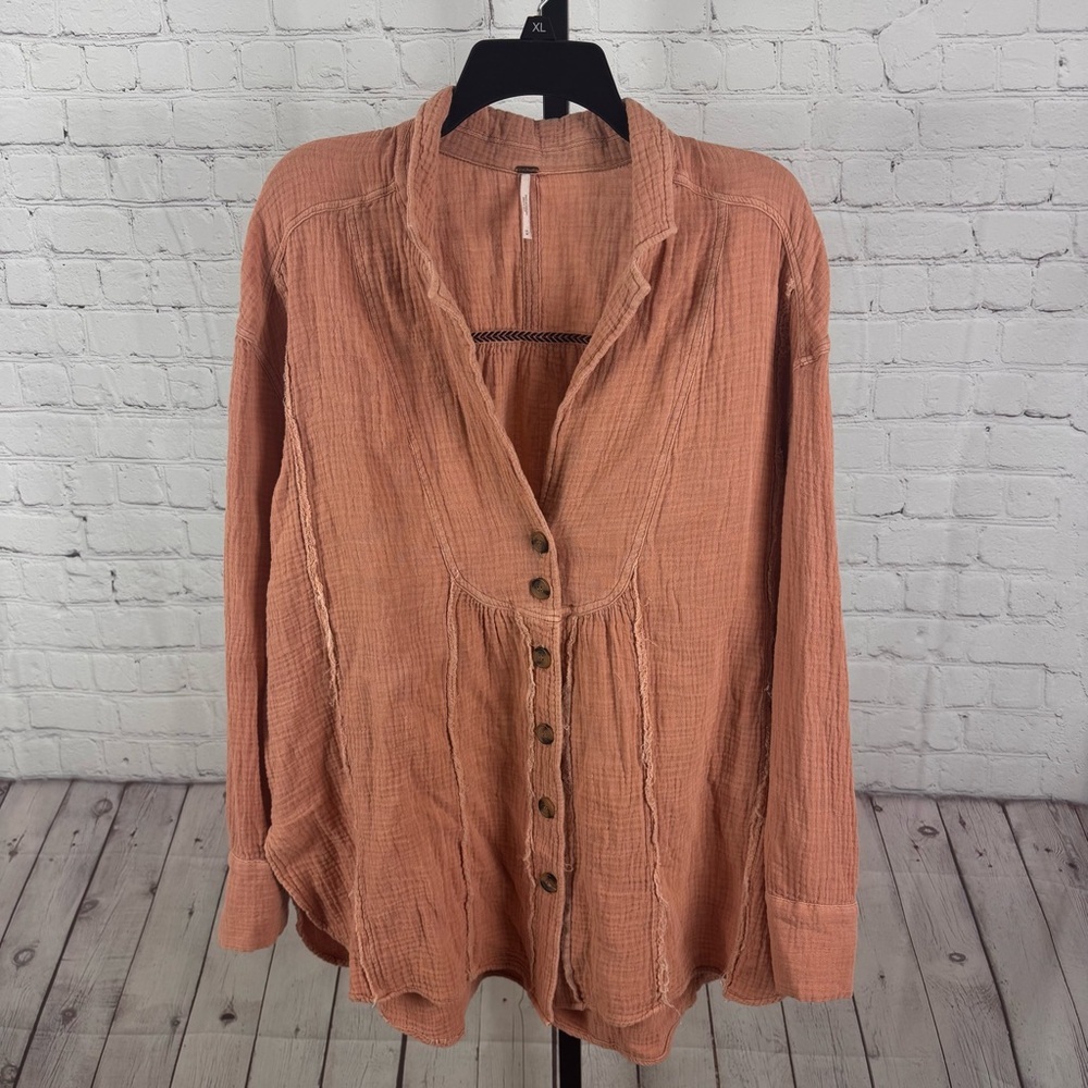 Free People All About The Feels Textured Cotton Peach Coral Button Down Medium